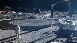 CNNE 1375927 - se preparan para construir en 3d en la superficie de la luna