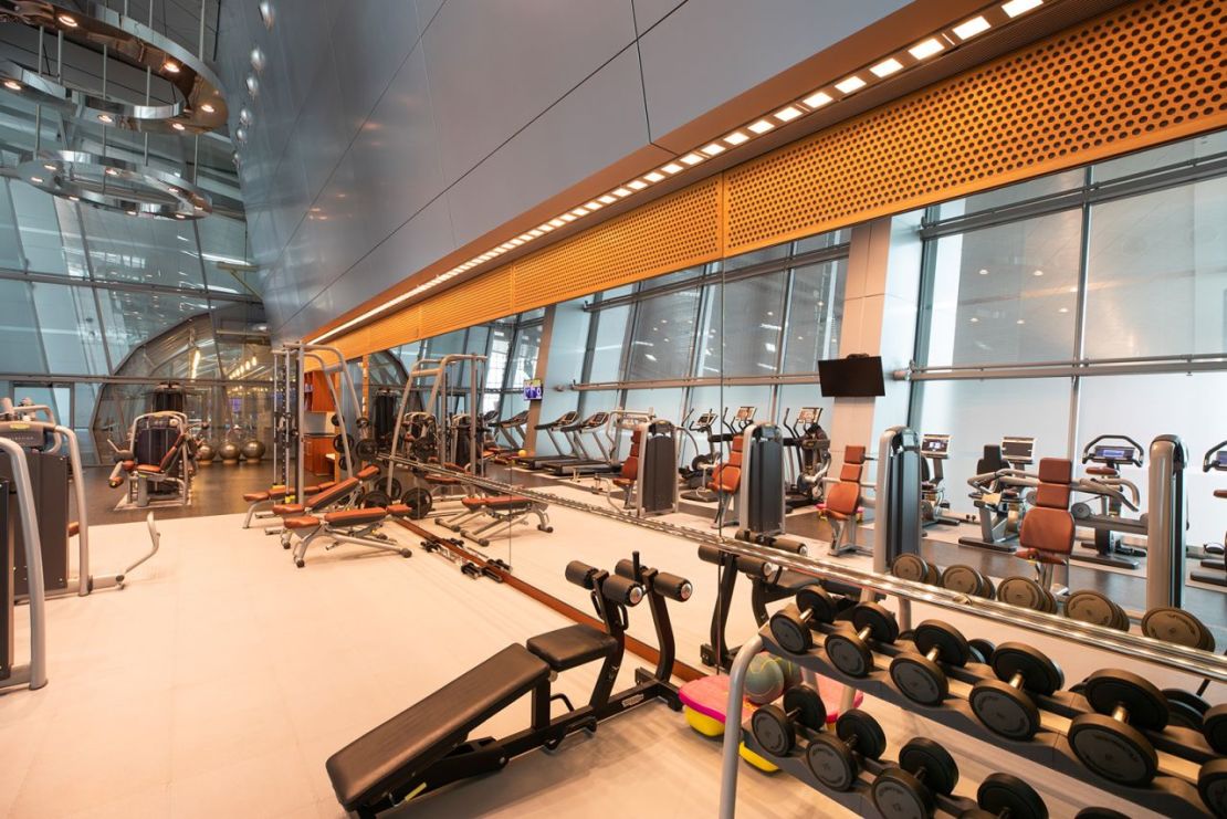 El gimnasio del hotel Oryx está disponible para los pasajeros que quieran colar un entrenamiento antes de su vuelo. Crédito: Amer Sweidan