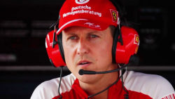 CNNE 1379223 - revista publica entrevista falsa de schumacher con inteligencia artificial