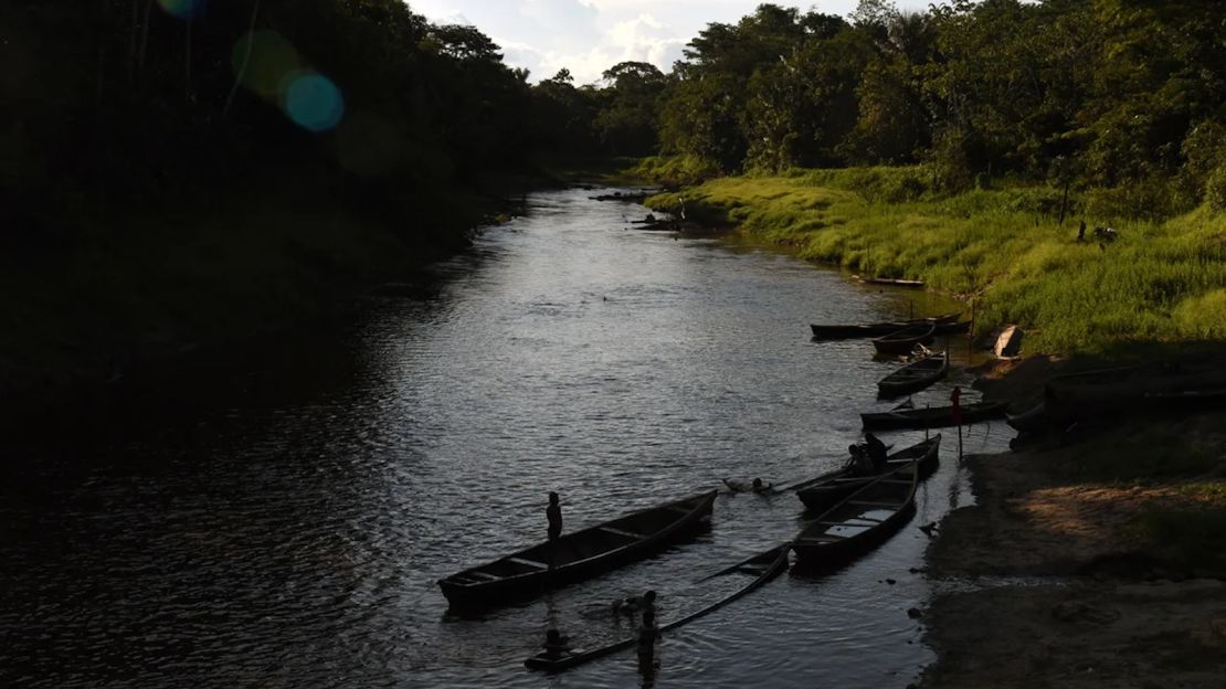 Vista del río Amacayacu en la Amazonía colombiana en San Martín de Amacayacu, Colombia, el 15 de octubre de 2022.