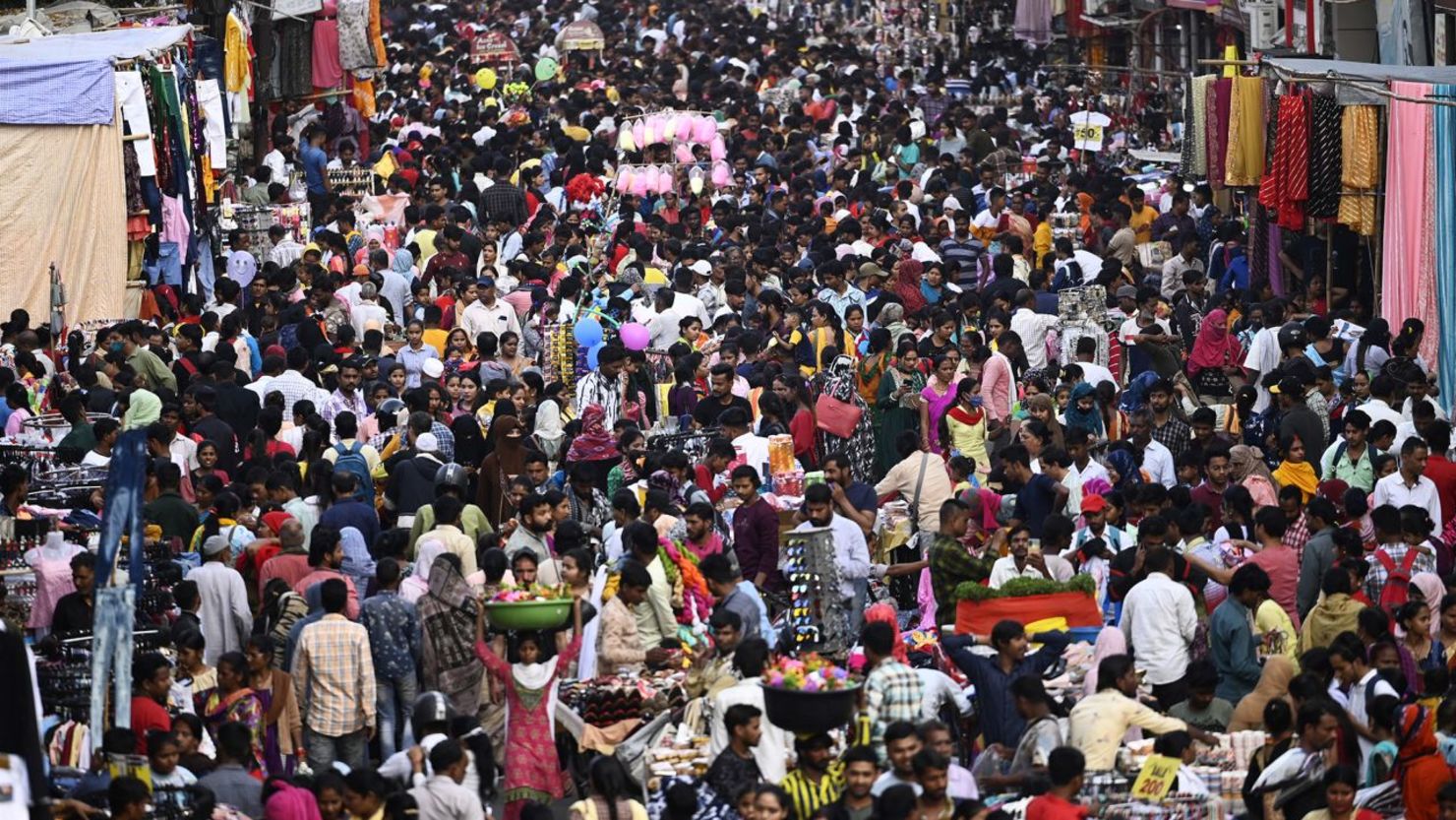 CNNE 1379719 - 230418091628-05-india-population-china