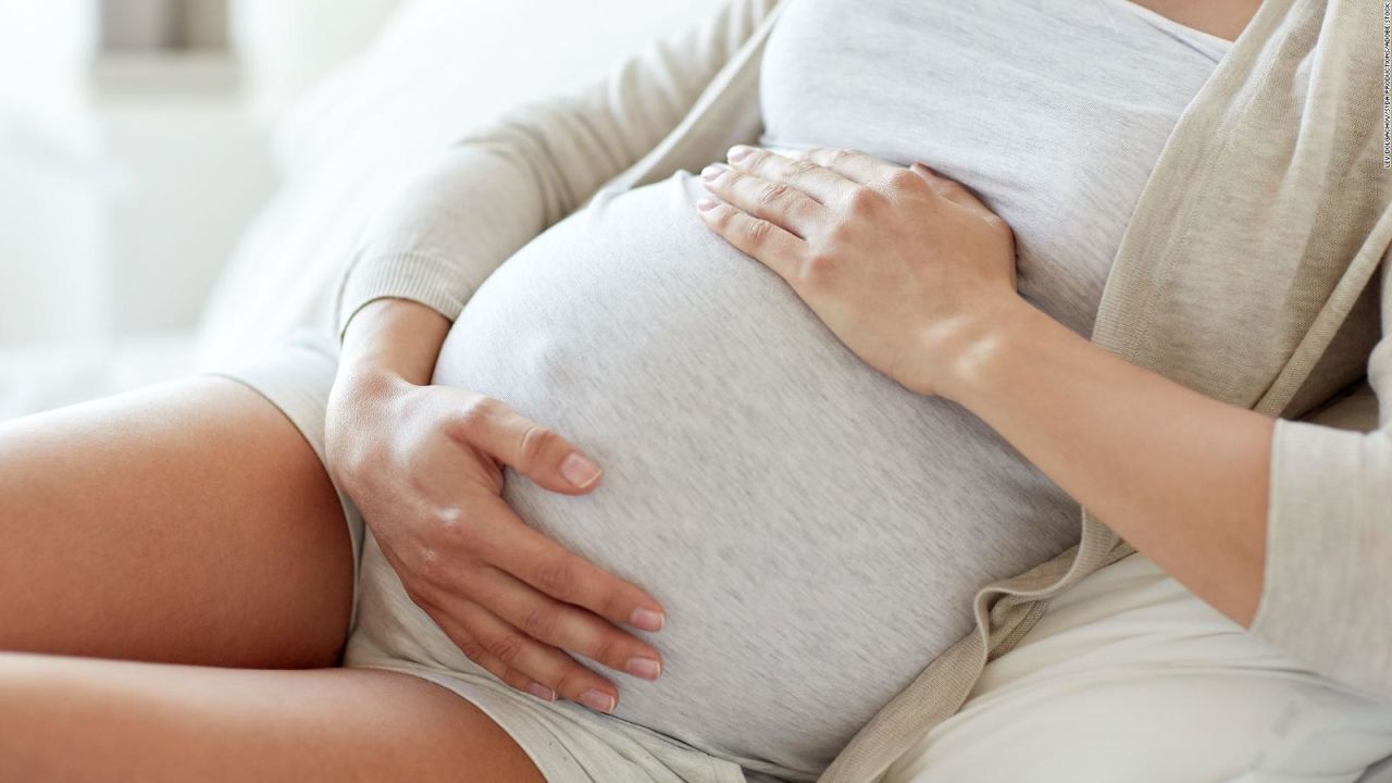 CNNE 1380917 - estudio confirma que el covid-19 se transmite de madre al feto por la placenta