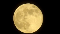 La Luna de Flores es la Luna llena del mes de mayo