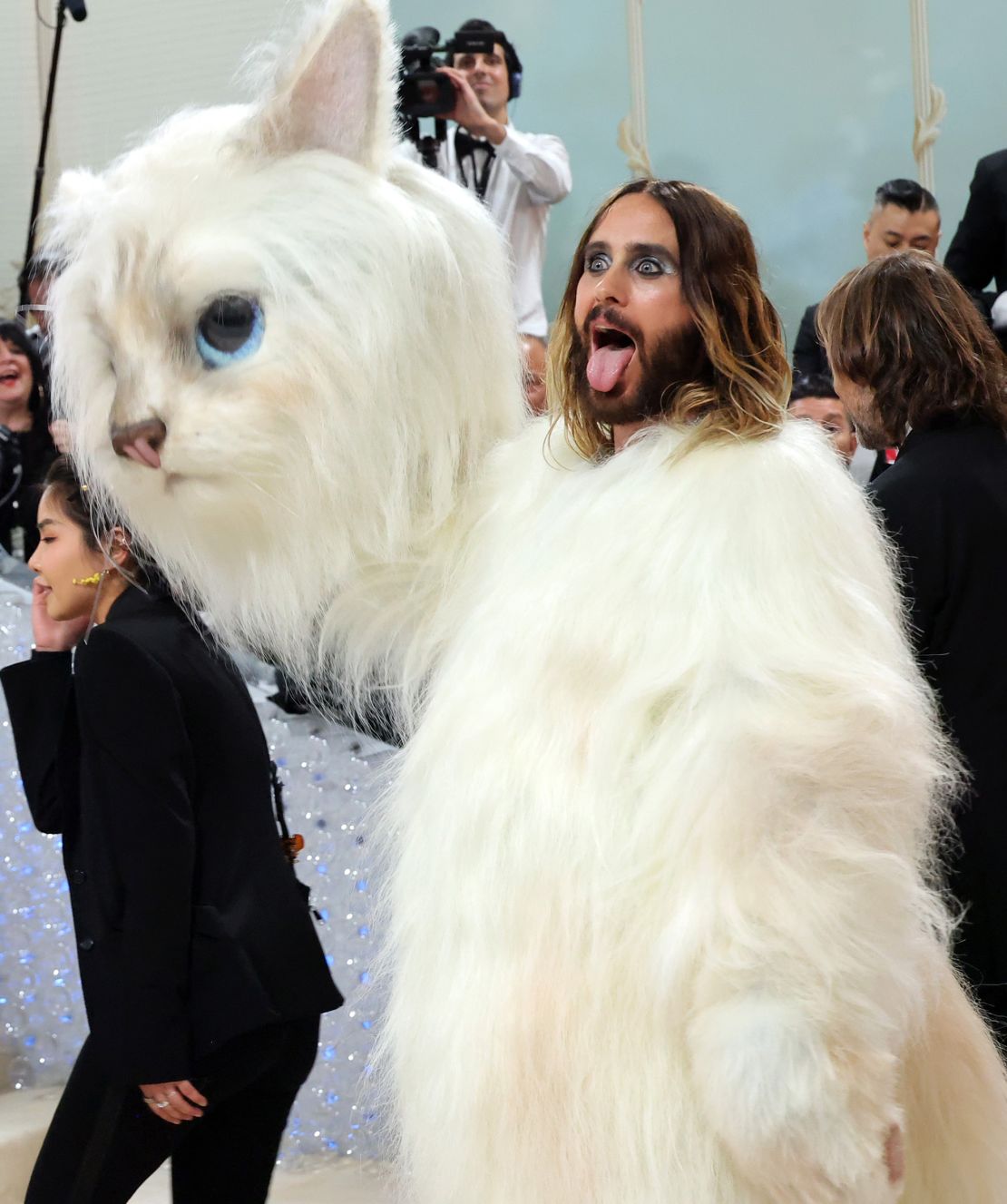 CNNE 1384993 - the 2023 met gala celebrating "karl lagerfeld- a line of beauty" - arrivals