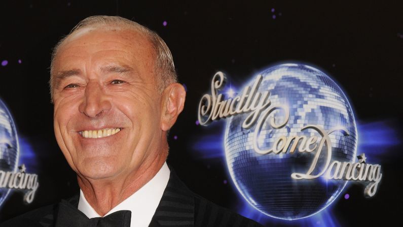 El exjuez de "Dancing With the Stars" Len Goodman murió el sábado 22 de abril a los 78 años. El experto inglés en baile falleció en un hospital en Kent, al sur de Inglaterra, tras una batalla contra el cáncer de huesos.