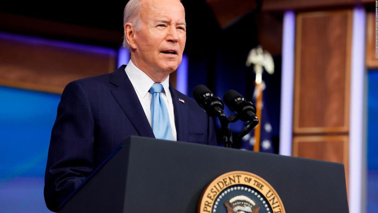 CNNE 1388803 - popularidad de biden cae a su nivel mas bajo, segun encuesta