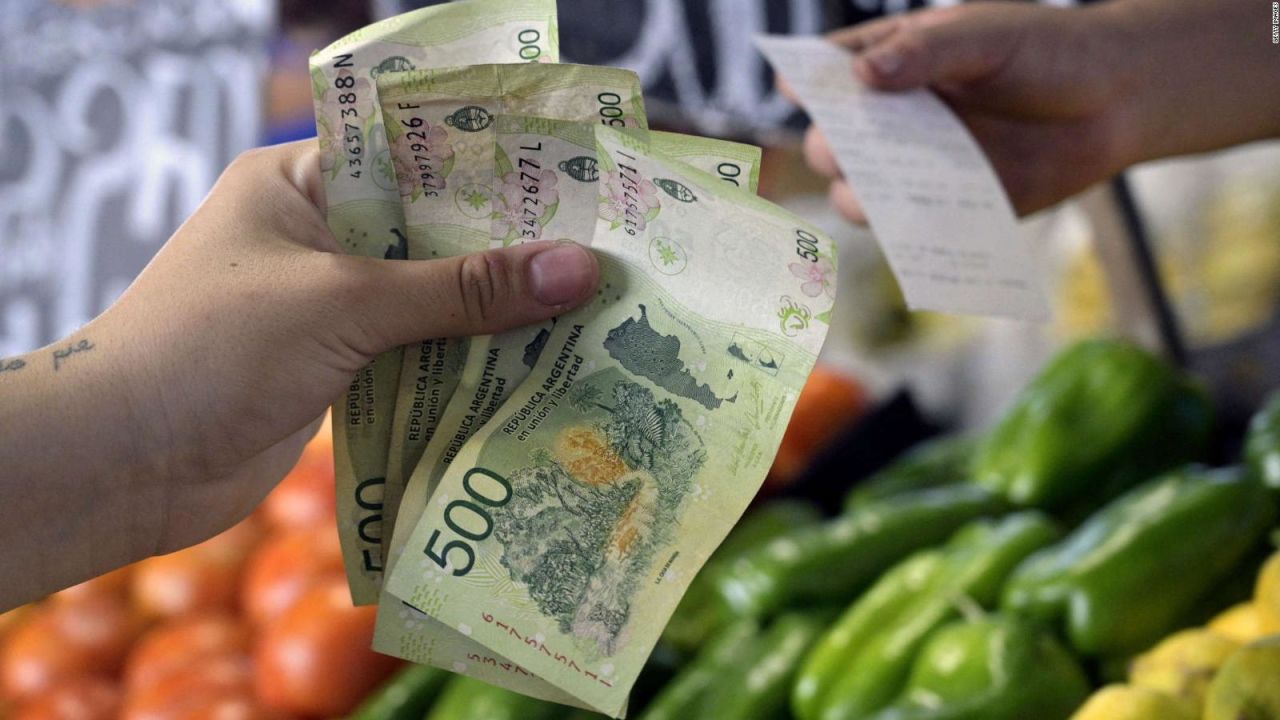 CNNE 1392051 - argentina tiene 108,8% de inflacion interanual