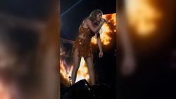 CNNE 1392635 - taylor swift defendio a un asistente a su concierto en filadelfia