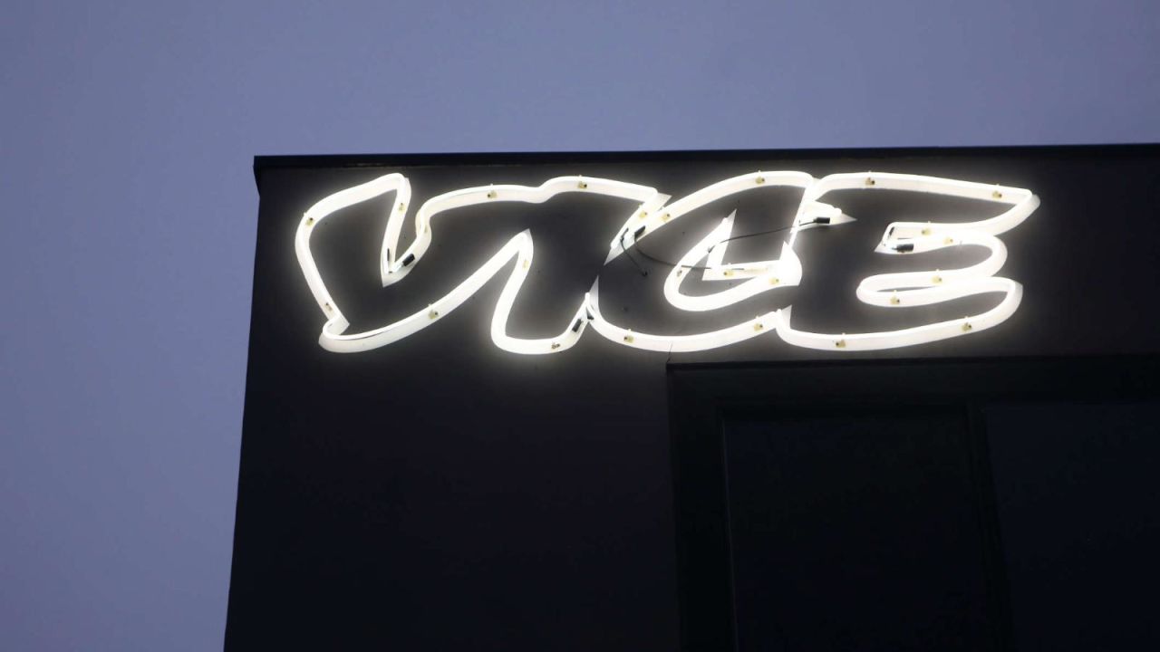 CNNE 1392669 - vice media se declaro en bancarrota