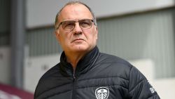 CNNE 1393993 - ¿que les genera a los uruguayos la llegada de bielsa como dt en uruguay?