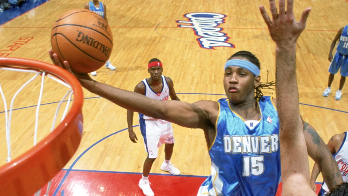 Carmelo Anthony durante su etapa con los Denver Nuggets.