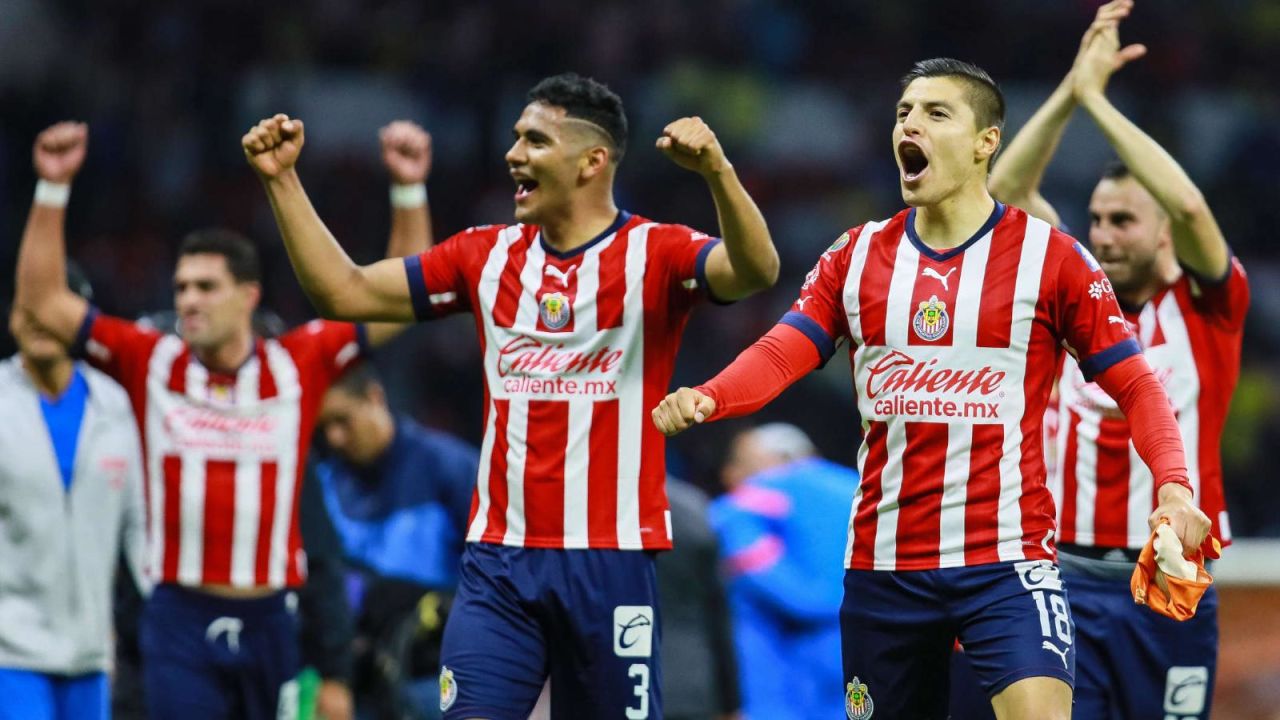 CNNE 1396554 - tigres y chivas dan el golpe y clasifican a la final del futbol mexicano