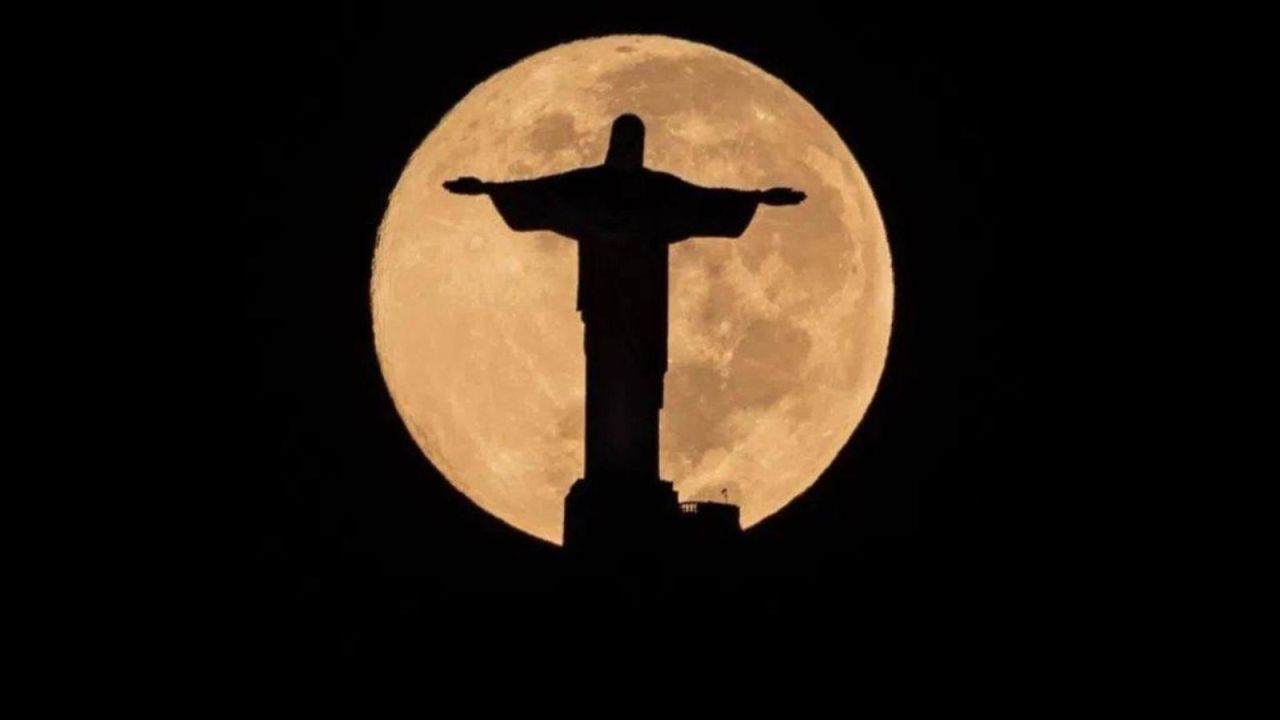 CNNE 1397210 - se apaga el cristo redentor para condenar actos racistas contra vinicius jr-