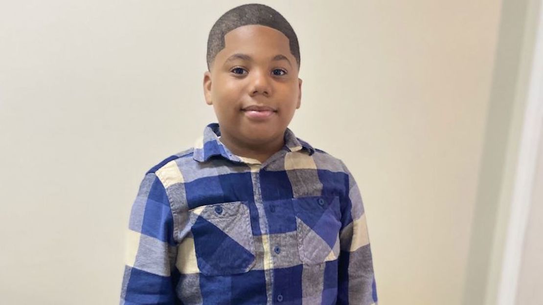 Aderrien Murry, un niño de Mississippi, de 11 años, que recibió un disparo de un agente de Policía después de llamar al 911 para pedir ayuda, se está recuperando. Ya fue dado de alta del hospital, según su familia.