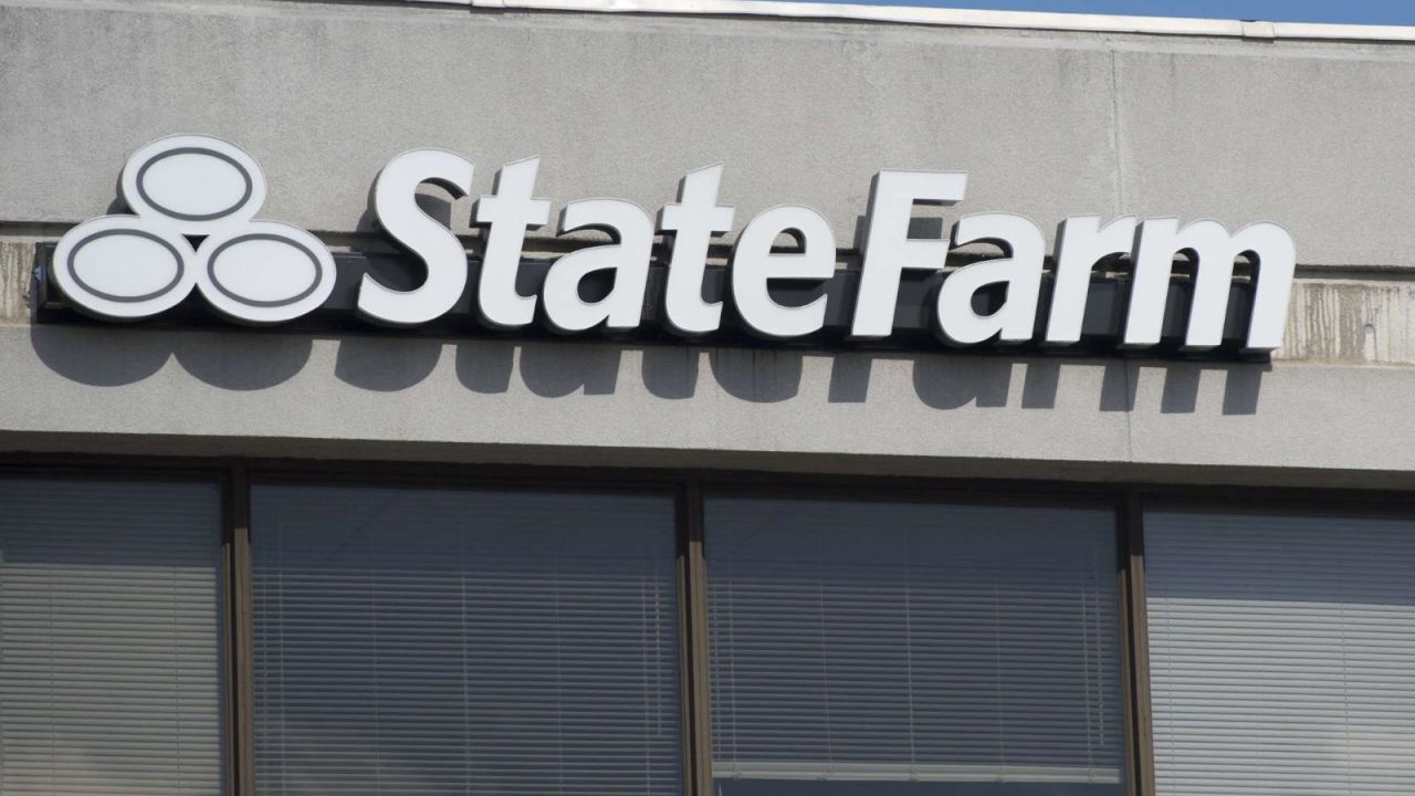 CNNE 1399737 - state farm deja de aceptar nuevos seguros de vivienda en california