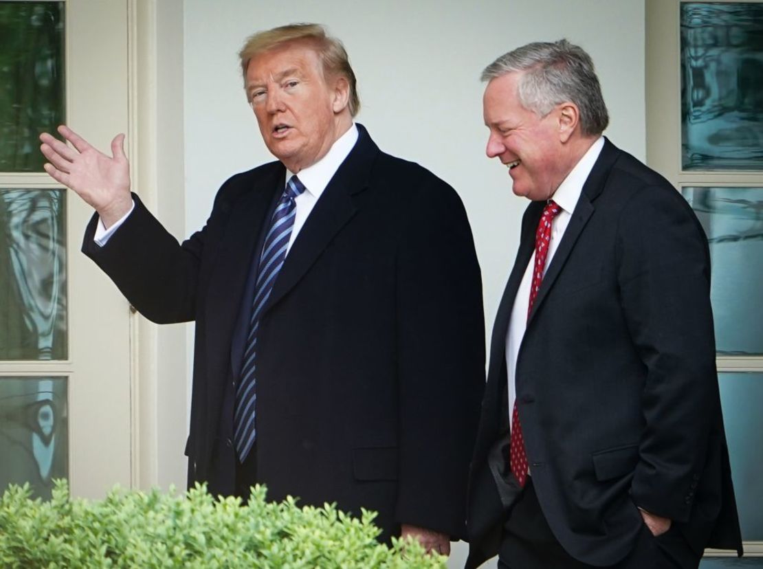 Donald Trump y Mark Meadows fotografiados en la Casa Blanca el 8 de mayo de 2020.