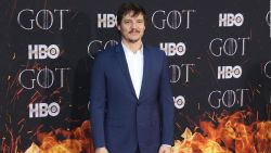 CNNE 1400119 - pedro pascal revelo que le paso tras la muerte de su personaje en "game of thrones"