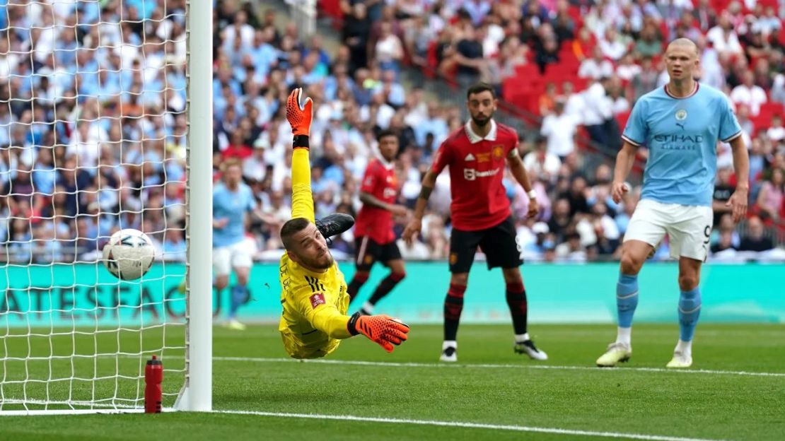 David de Gea (izquierda) intenta salvar el segundo gol de Gündoğan. Nick Potts/Asociación de Prensa/AP