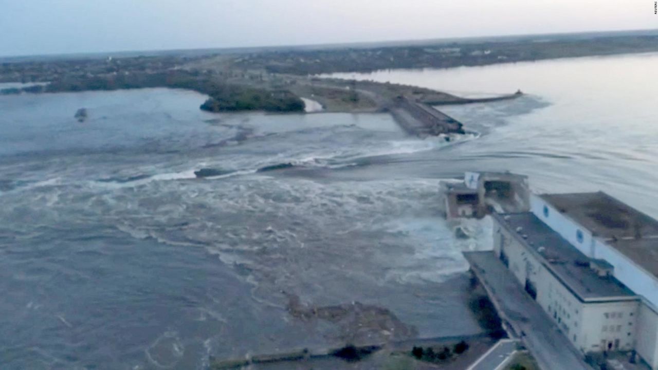 CNNE 1403622 - asi quedo la represa destruida en ucrania