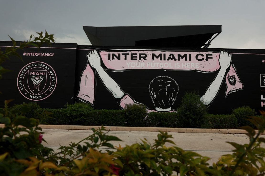 CNNE 1404263 - lionel messi to sign with intermiami