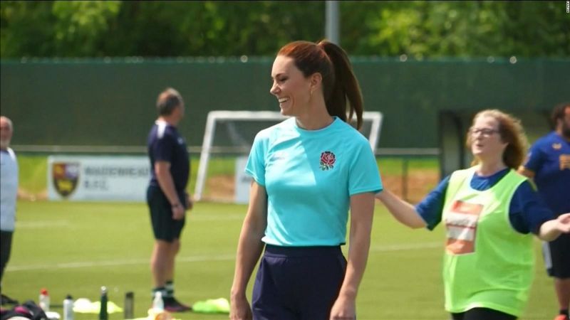 La princesa Kate juega al rugby con un objetivo claro: reflexionar sobre la campaña Shaping Us | CNN