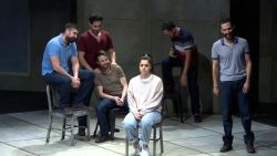 CNNE 1405143 - "jauria" regresa al teatro para cuestionar la violencia contra la mujer