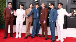 CNNE 1407067 - "queremos respirar el mismo aire que bts", dicen los fans de la banda de k-pop a cnn