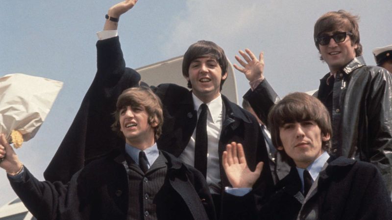 The beatles lanzará una canción inédita este año gracias a la ayuda de la inteligencia artificial | cnn