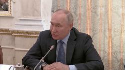 CNNE 1407677 - video- rusia no tiene suficientes drones ni municiones de alta precision, admite putin