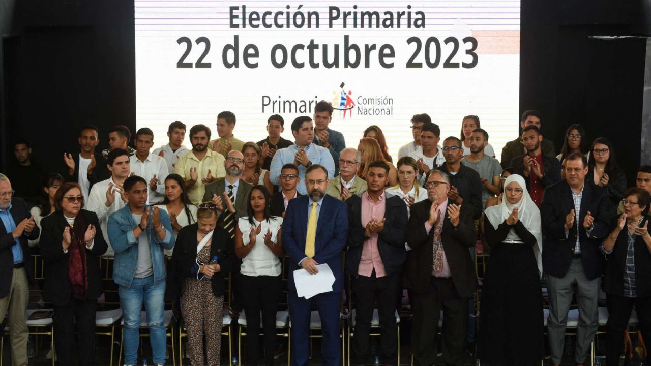 CNNE 1408666 - ¿es capaz la oposicion en venezuela de realizar las primarias sin el cne?