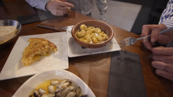 CNNE 1409023 - conoce estas tres recetas para preparar tapas espanolas