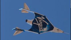 CNNE 1409113 - virgin galactic le pone fecha a su primer vuelo espacial turistico