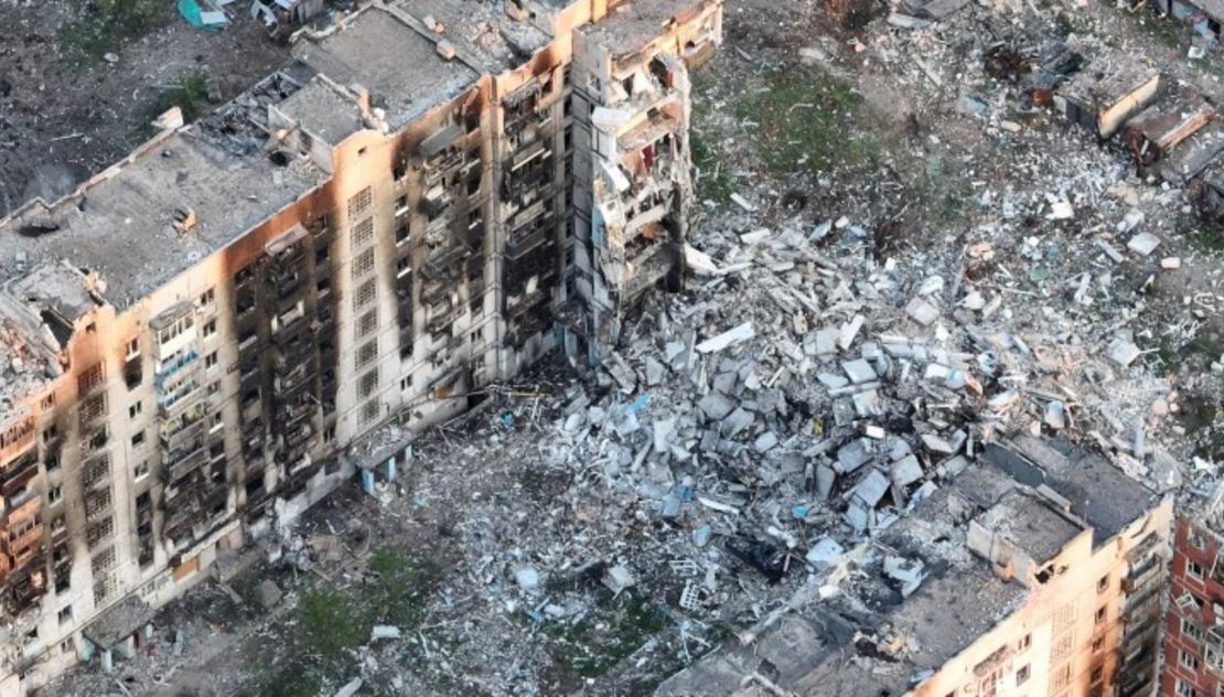 Destrucción en la ciudad de Bakhmut tras las hostilidades del 1 de junio de 2023.