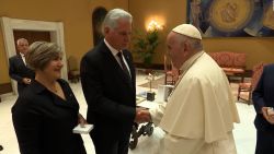 CNNE 1410361 - el papa francisco se reune con miguel diaz-canel