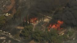CNNE 1414401 - los danos que ha dejado el incendio juniper en california