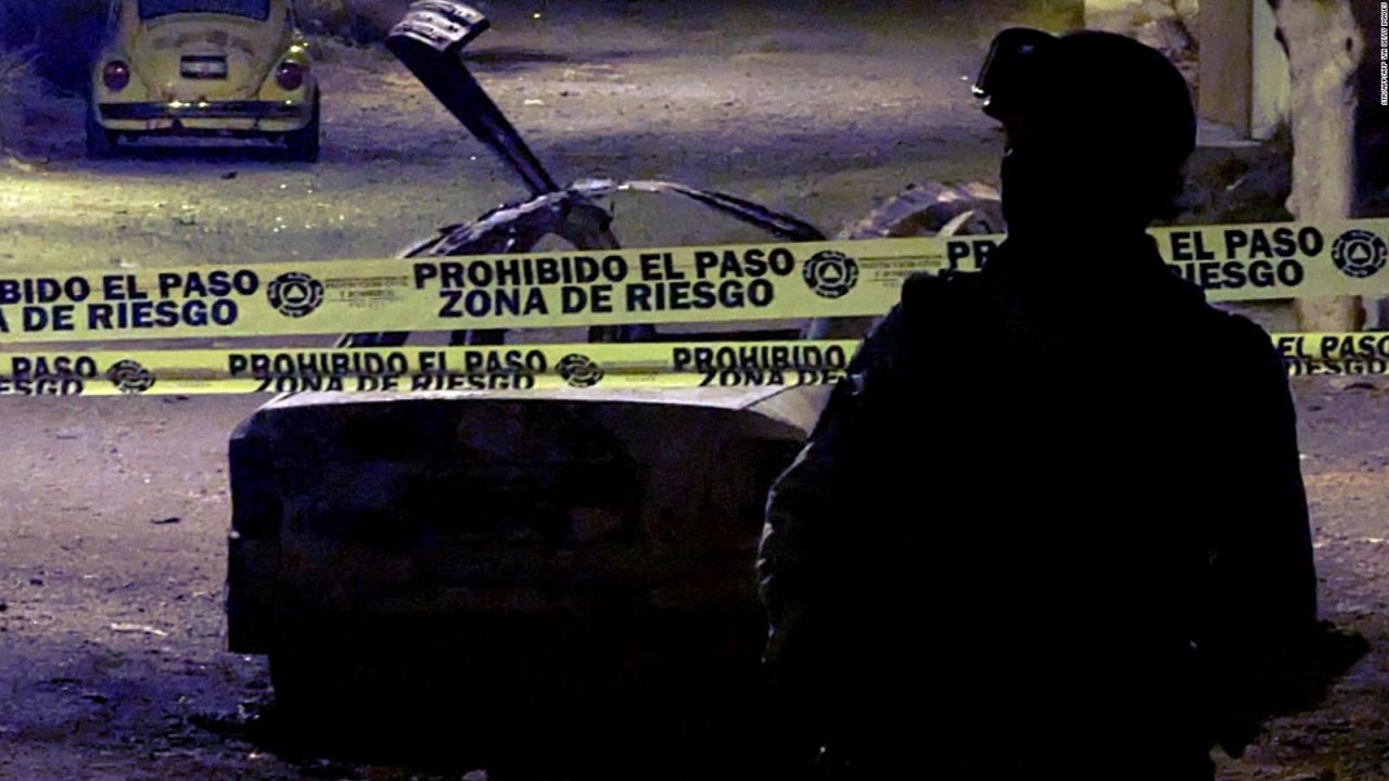 CNNE 1415162 - explosion deja elementos de la guardia nacional de mexico heridos