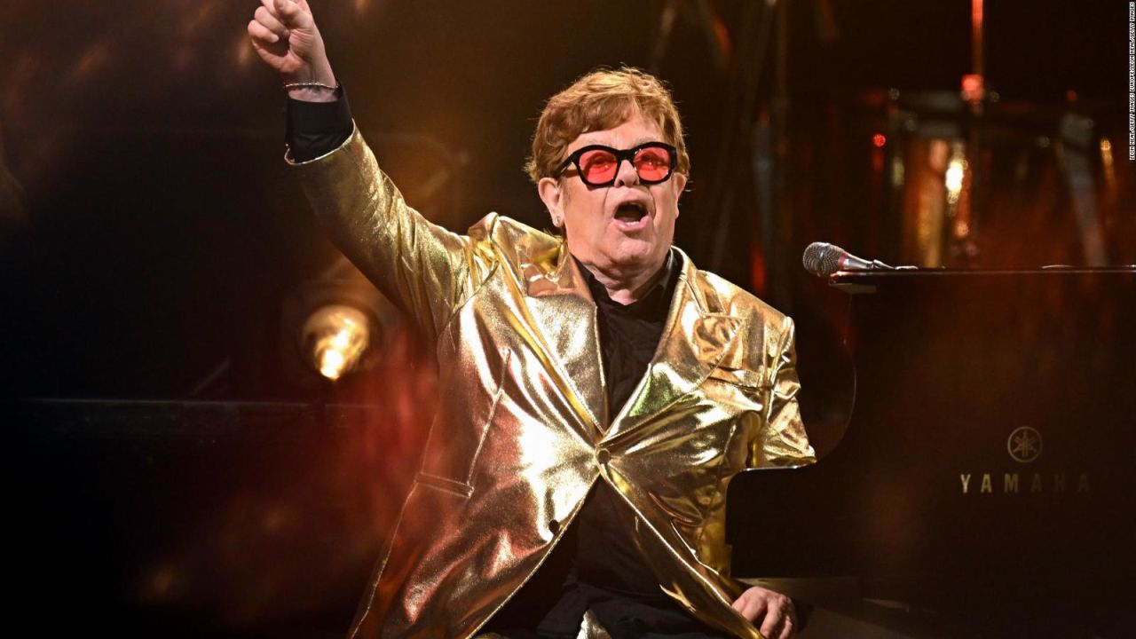 CNNE 1419003 - llego el ultimo show de elton john; concluye gira de despedida