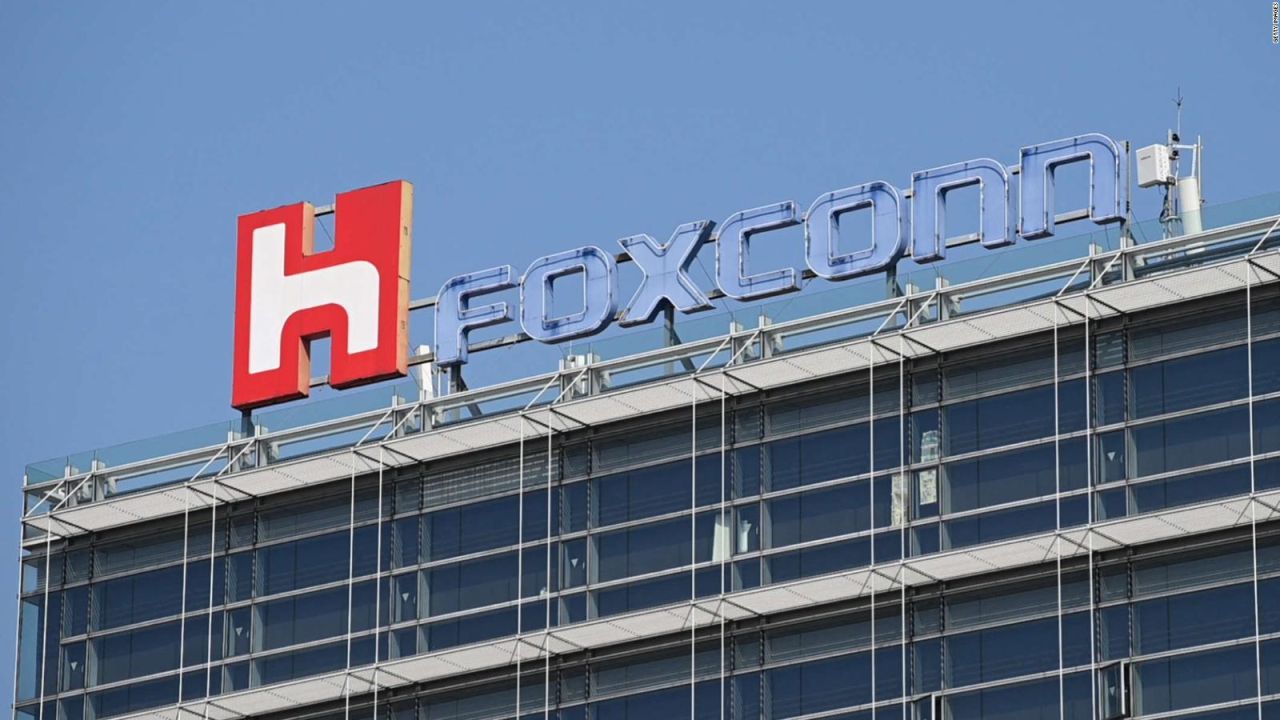 CNNE 1421367 - foxconn se retira de nueva empresa tecnologica conjunta en la india