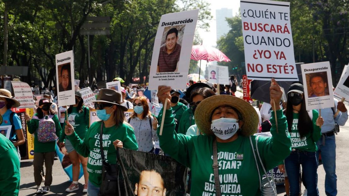 Cientos de madres de desaparecidos protestas en la Ciudad de México para exigir Justicia, el 10 de mayo de 2022.