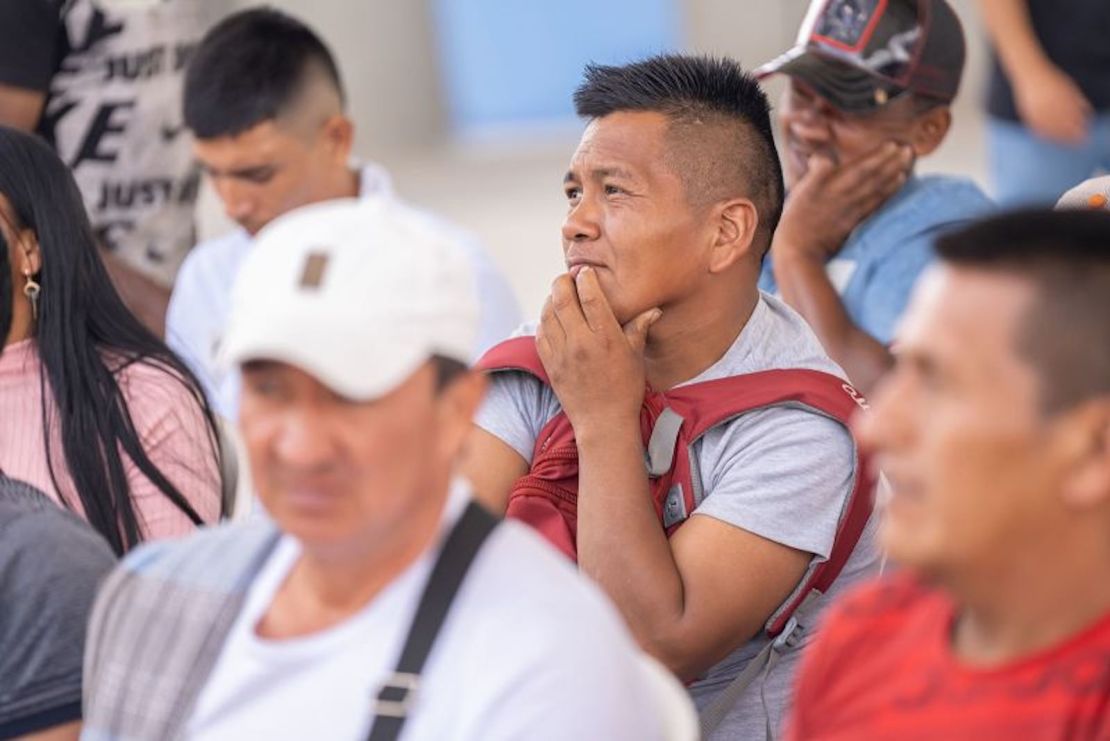 Encuentro entre el gobierno de Colombia y narcotraficantes en Cajibío.