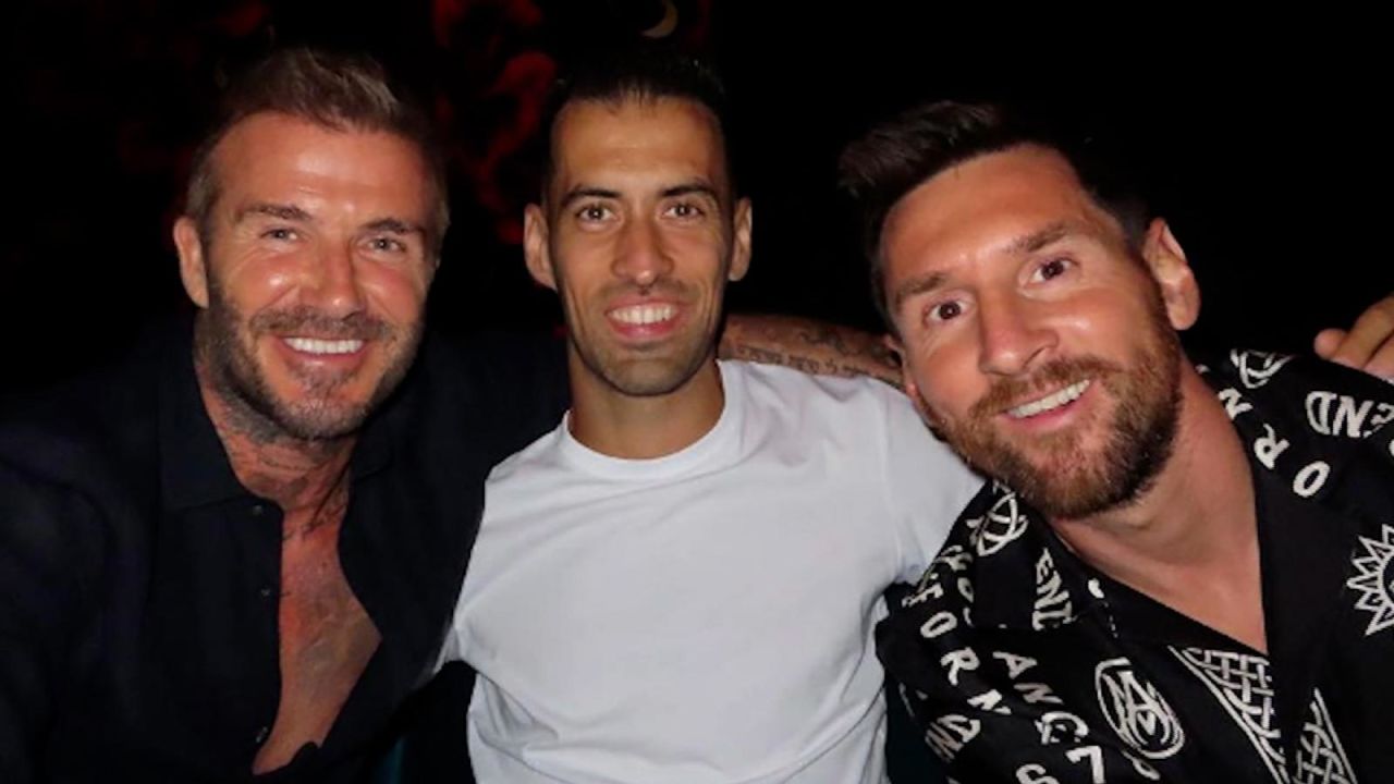 CNNE 1428283 - noche de amigos- messi, busquets y beckham salen a cenar en miami