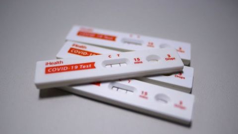 EG.5 está causando alrededor del 17% de los nuevos casos de covid-19 en el país, en comparación con el 16% del siguiente linaje más común, XBB.1,16.