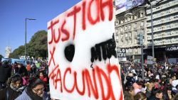 CNNE 1434662 - protestas por la muerte de un manifestante en buenos aires