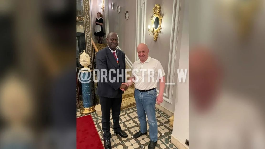 Prigozhin fue visto en San Petersburgo con un dignatario de la República Centroafricana al margen de la cumbre Rusia-África en julio.