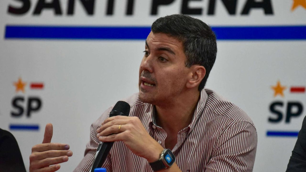 CNNE 1436691 - ¿como recibe santiago pena la presidencia de paraguay?