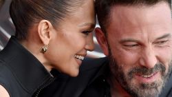 CNNE 1437510 - asi celebra jennifer lopez el cumpleanos de ben affleck