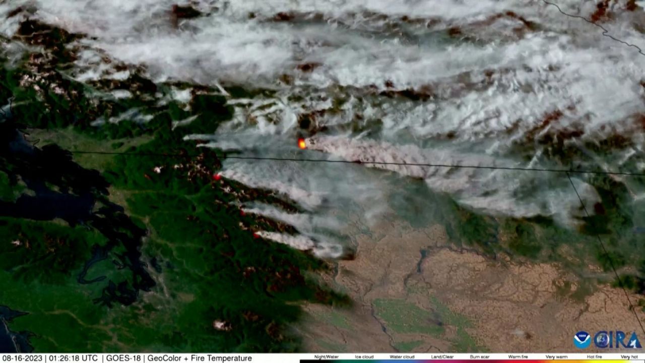 CNNE 1438487 - asi se ven los incendios en ee- uu- y canada desde el espacio