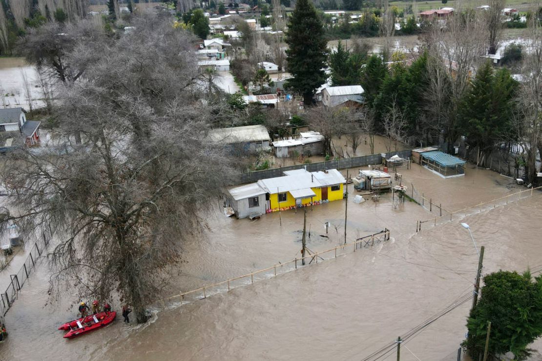 Vista aérea de las inundaciones en la ciudad de Cabrero, en BioBío