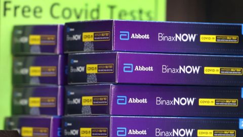 Se detectó una nueva variante de coronavirus altamente mutada, la BA.2.86, en aguas residuales de Estados Unidos. Crédito: Antonio Pérez/Chicago Tribune/TNS/Getty Images