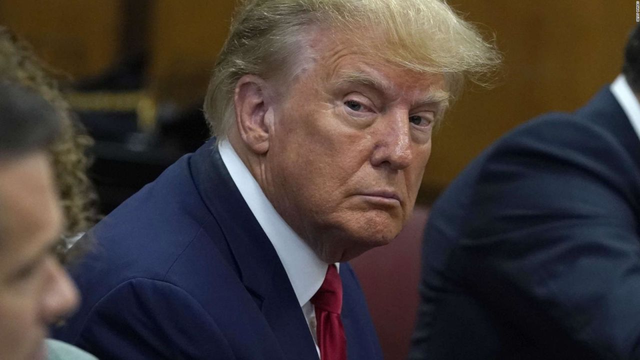 CNNE 1443571 - trump se presento en la carcel de fulton, georgia-